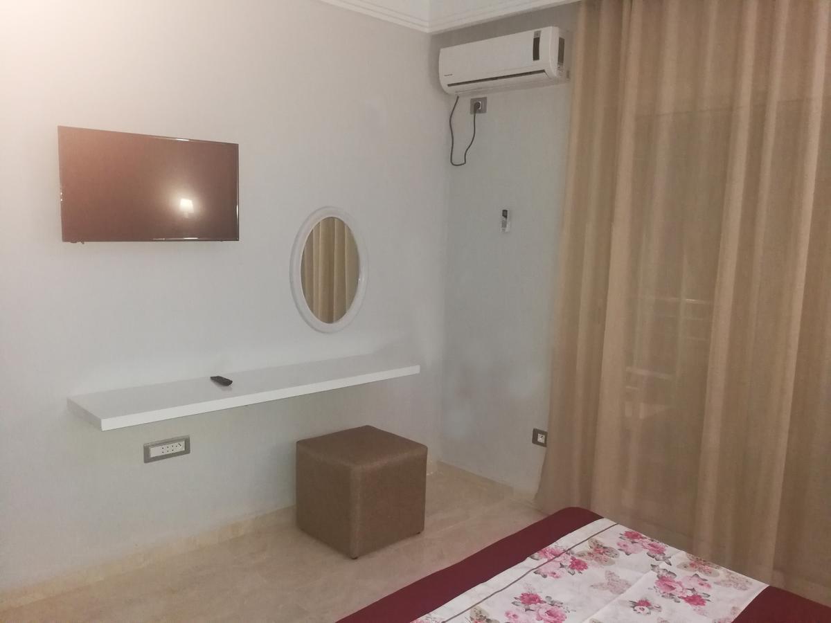 London House Aparthotel Bizerte Buitenkant foto